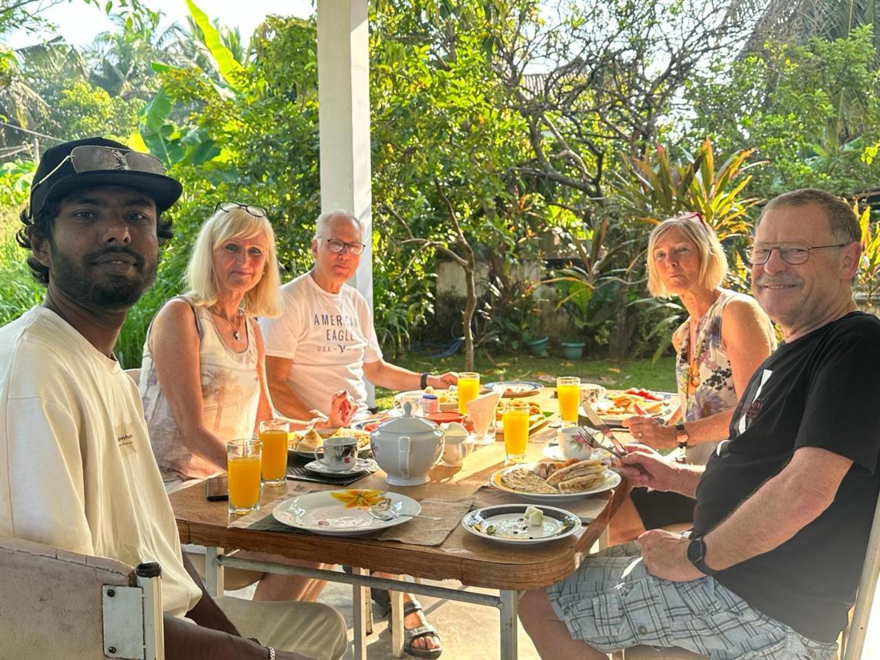 Theon Resort Anuradhapura Exteriör bild