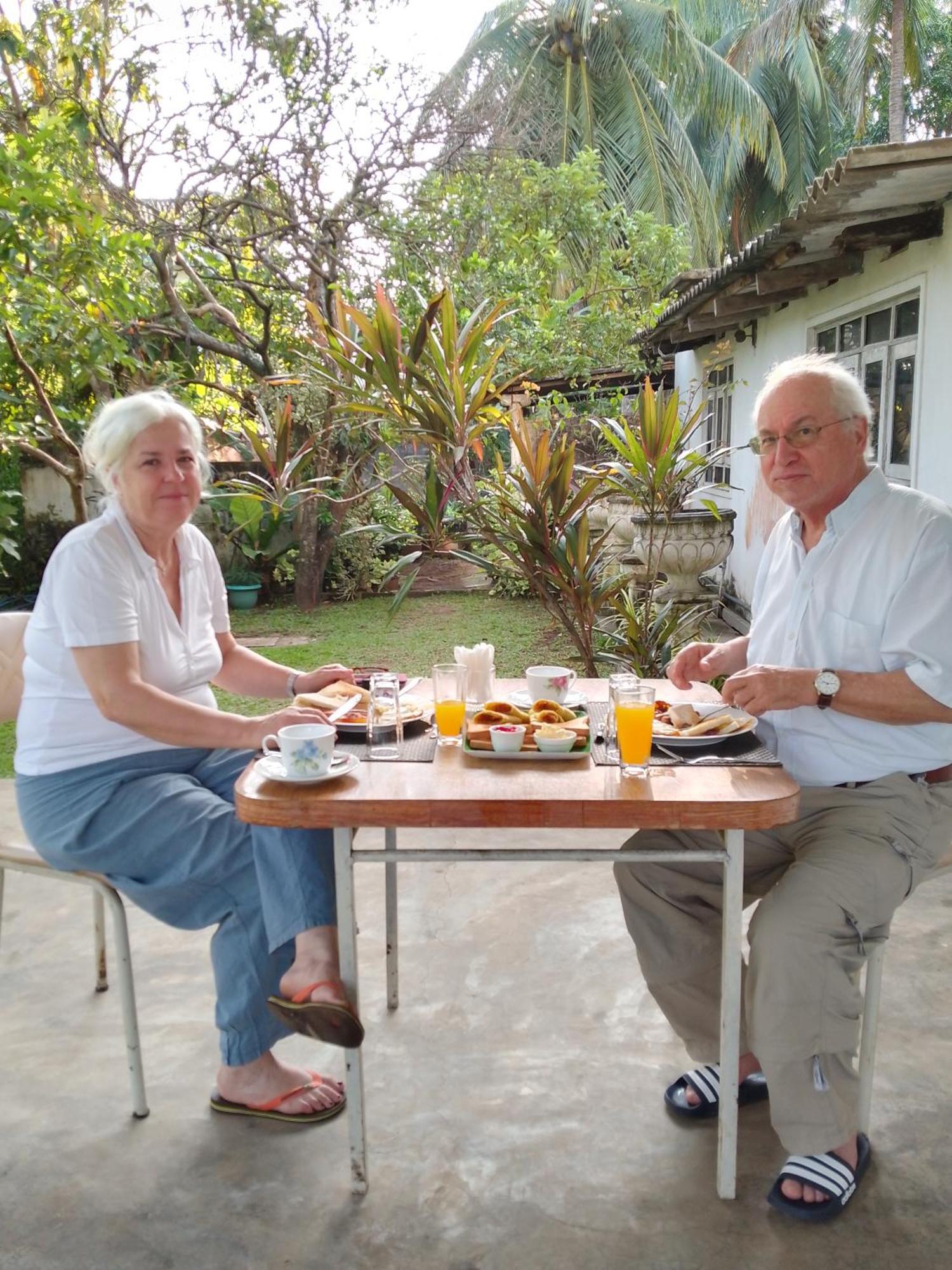 Theon Resort Anuradhapura Exteriör bild