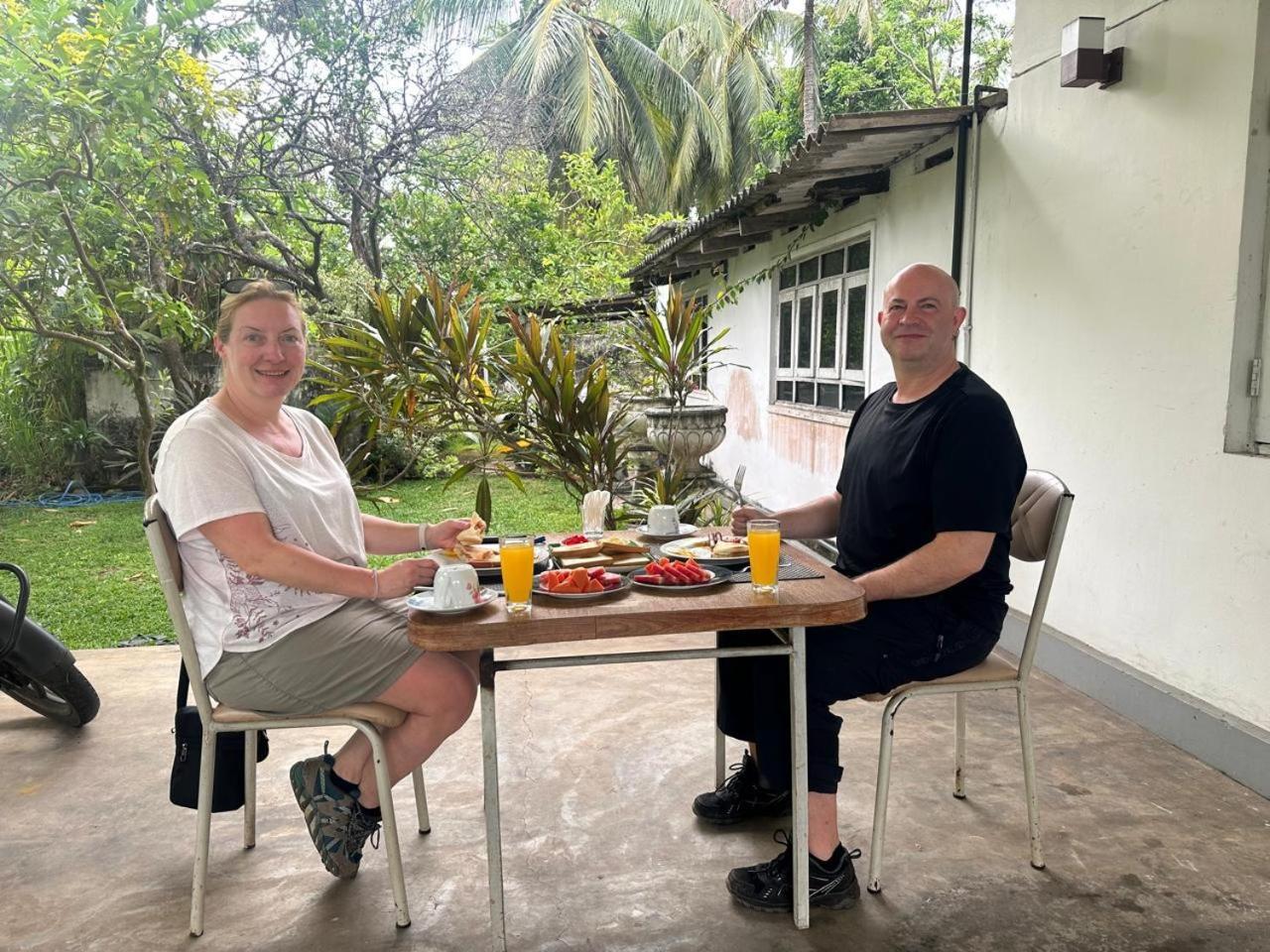 Theon Resort Anuradhapura Exteriör bild