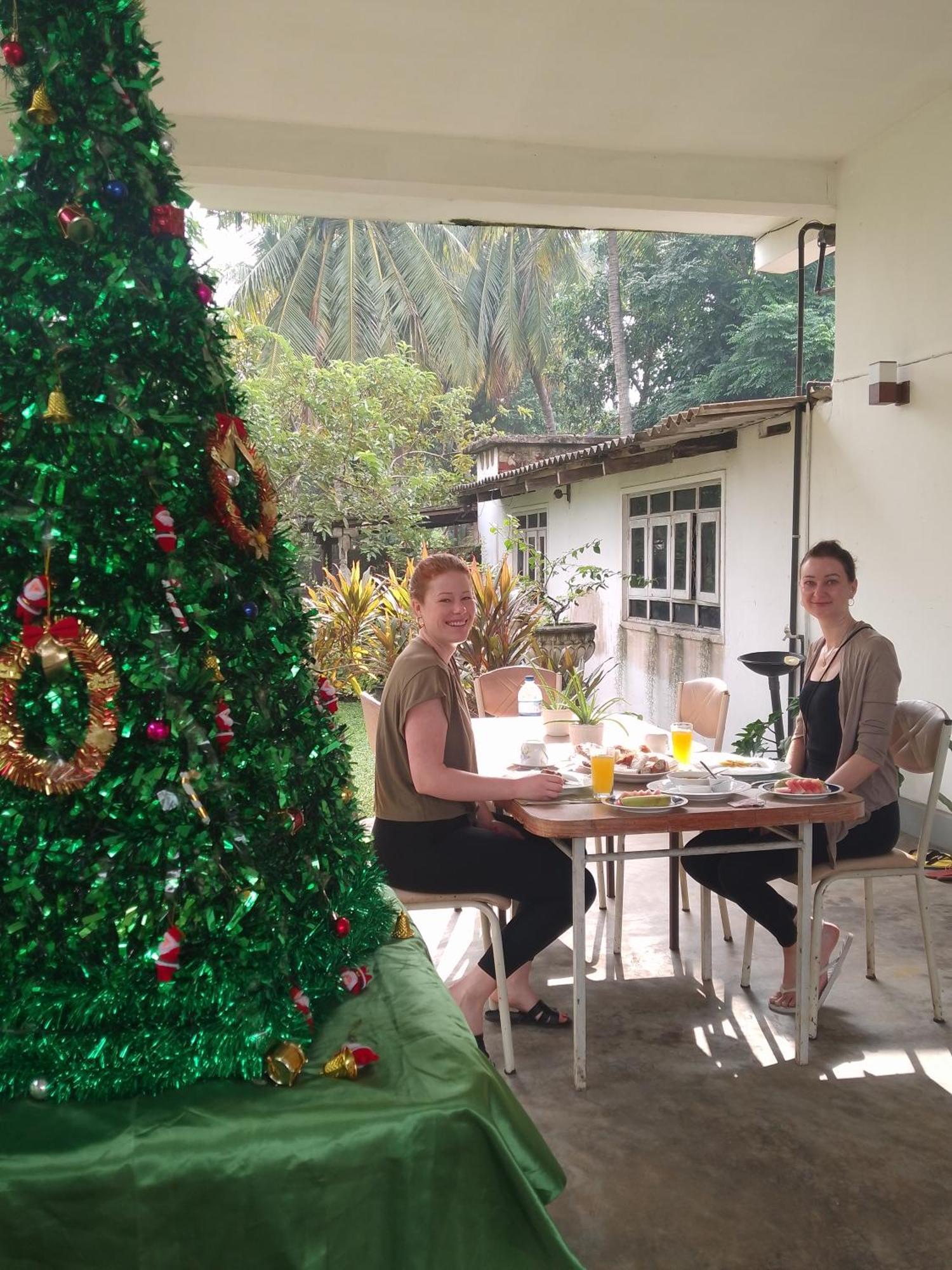 Theon Resort Anuradhapura Exteriör bild